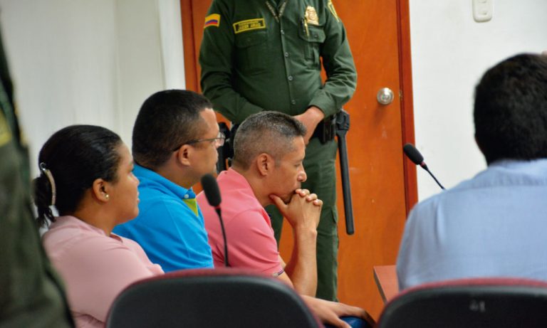 Carlos Oñate Gómez ¡Otro que cae! | Semanario La Calle